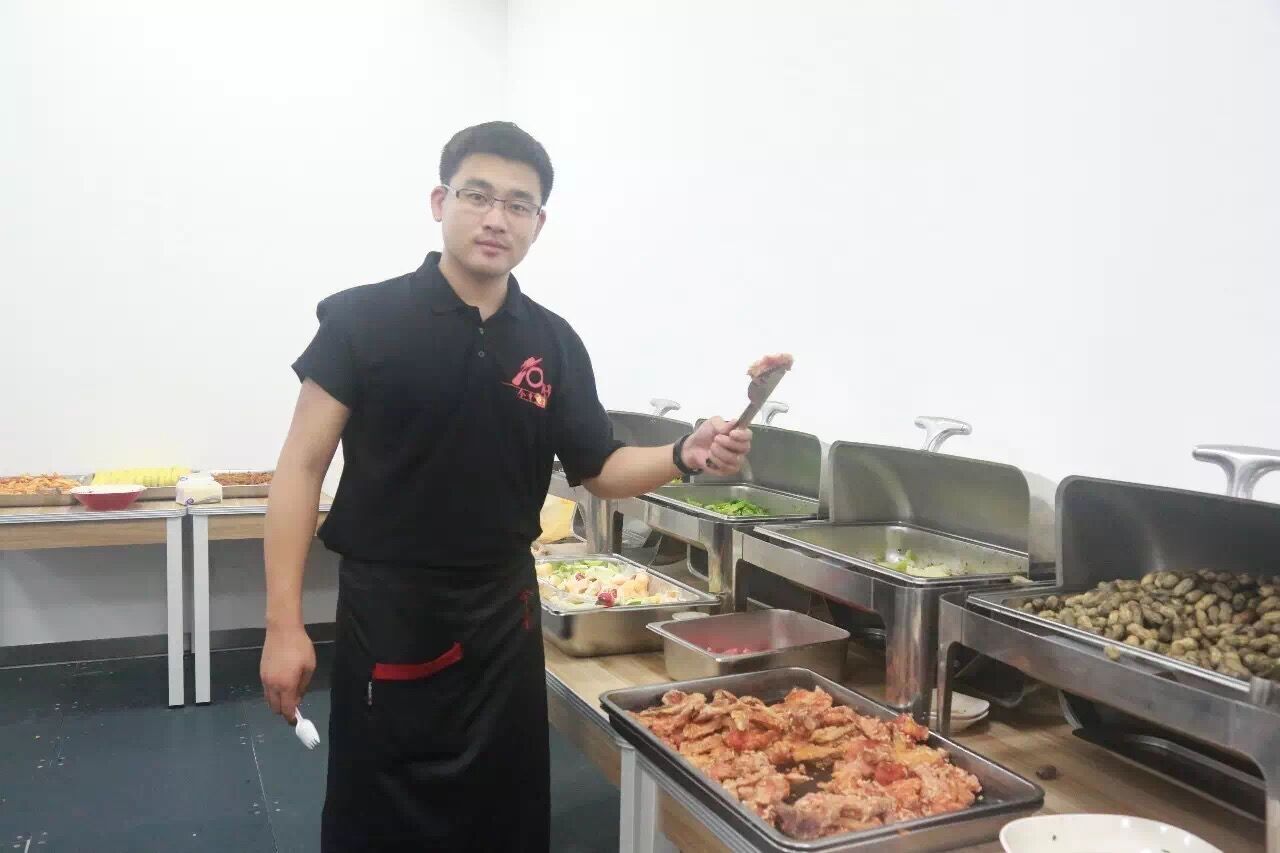 浙江亞克藥業(yè)中秋納涼晚會(huì)——今幸十周年